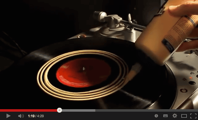Vinyl reinigen mit Holzkleber