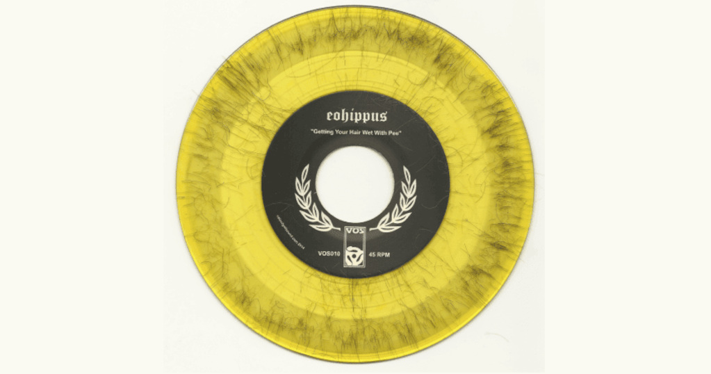 Velocity of Sound füllt 7“ mit Haaren und Urin