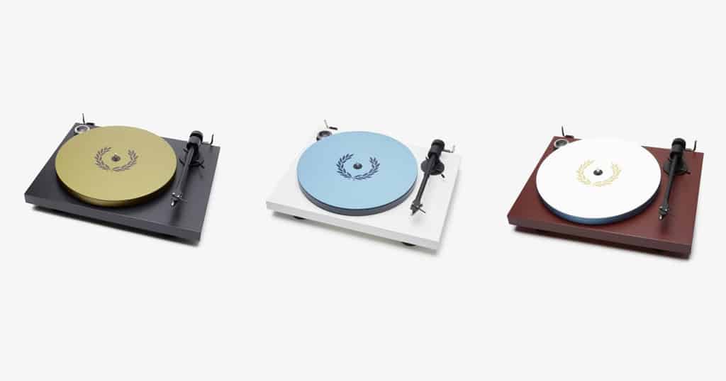 Fred Perry Plattenspieler mit Pro-Ject